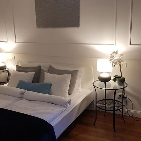 Goldsmith Apartment Budapeste Exterior foto