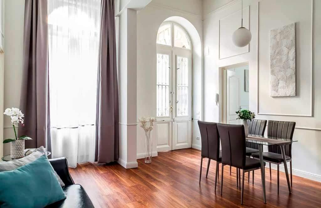 Goldsmith Apartment Budapeste Exterior foto